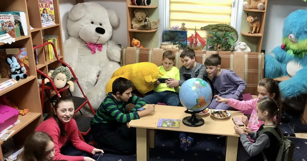 Фото: Надія Федорова У бібліотеці Високого пройшов сеанс «Дитячого кінозалу» на порталі Gromada Group