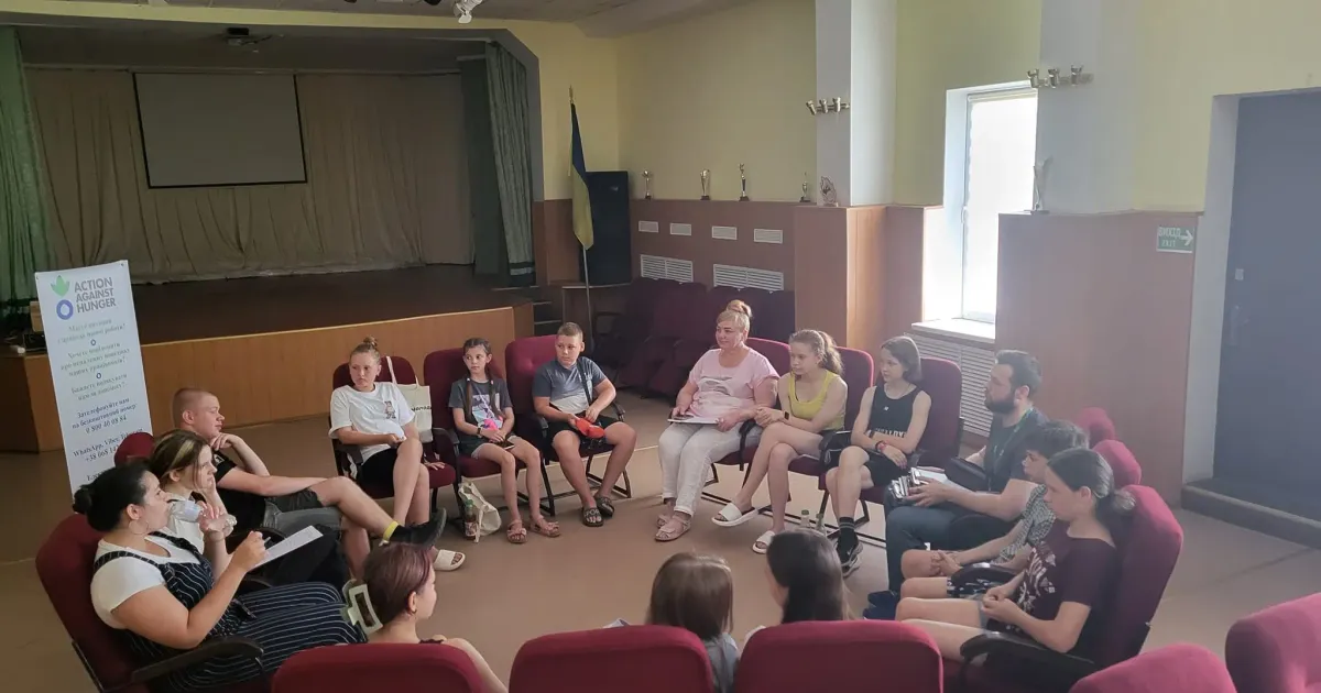 Джерело: Молодіжний центр High У Покотилівці відбувся арттерапевтичний захід для молоді на порталі Gromada Group