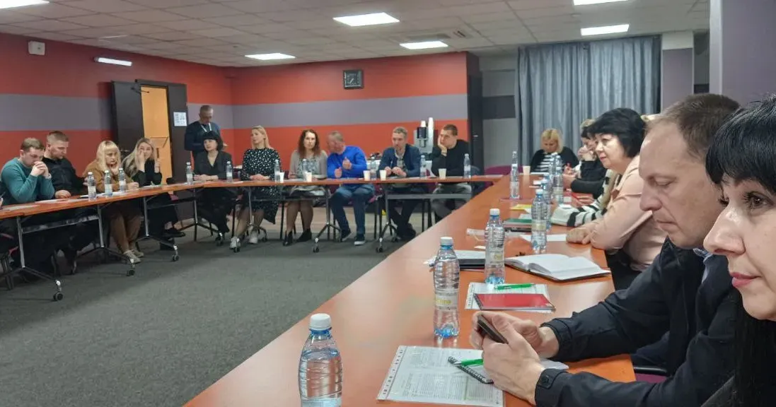 Джерело: Височанська селищна рада Представники Височанської громади побували на презентації проєкту “Родина для кожної дитини” на порталі Gromada Group