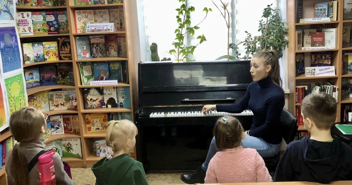 Автор: Надія Федорова У Високому пройшли благодійні заняття з вокалу на порталі Gromada Group