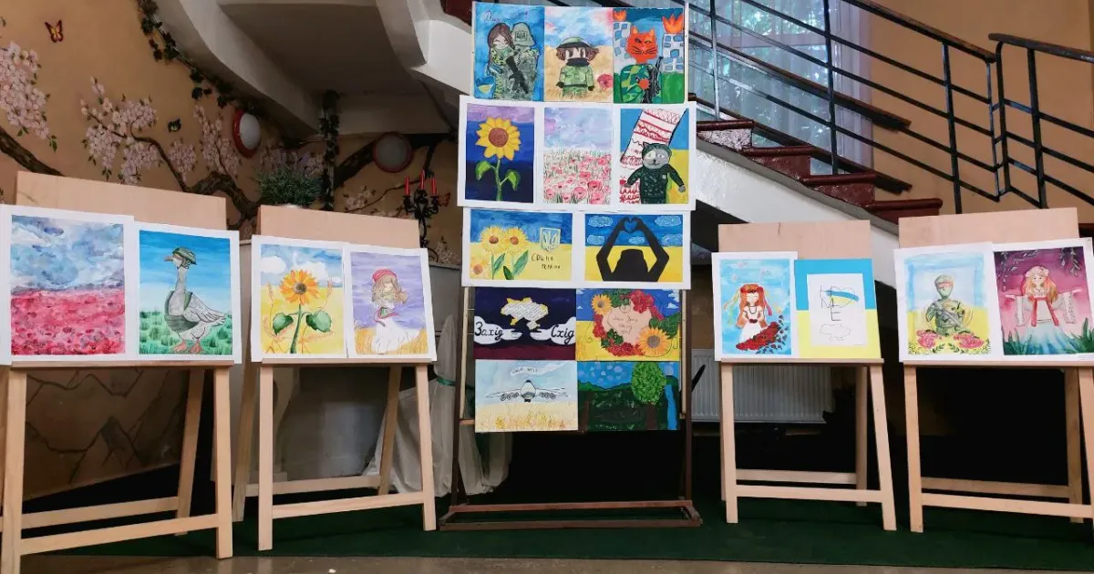 Фото Височанської селищної ради У Височанській громаді відкрилася патріотична виставка дитячих малюнків на порталі Gromada Group