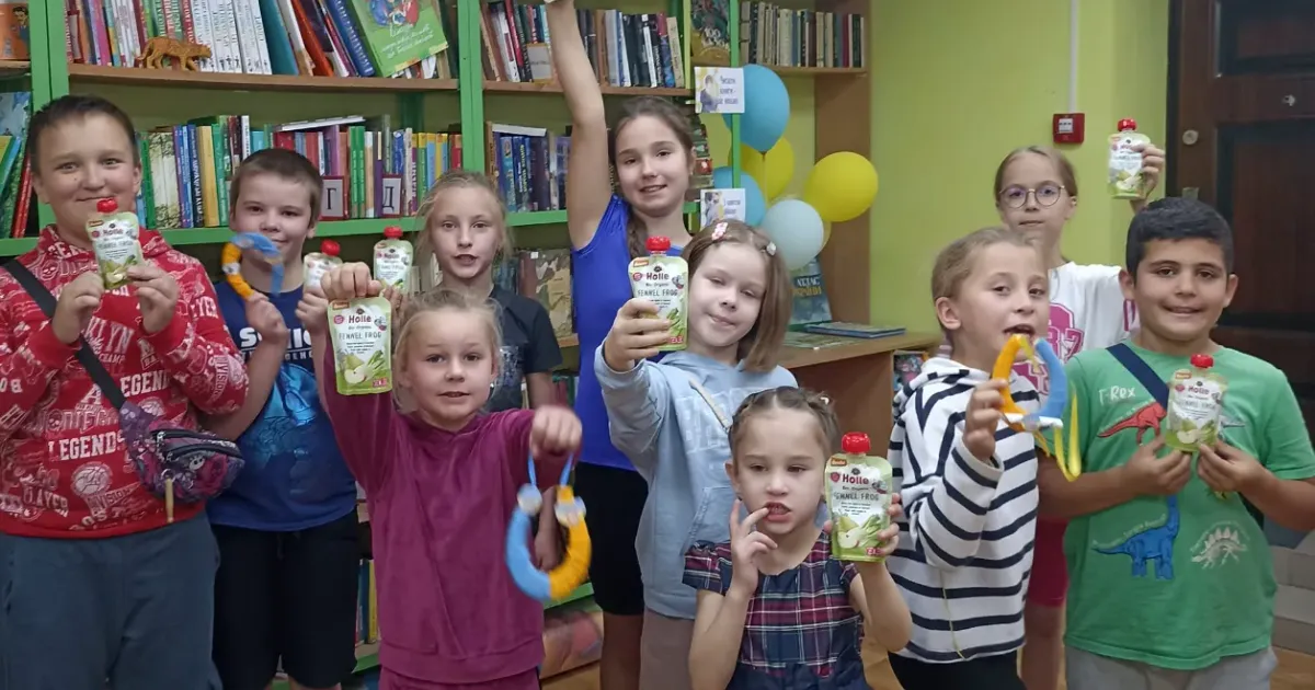 Джерело: Покотилівська дитяча бібліотека У Покотилівці пройшов патріотичний майстер-клас на порталі Gromada Group